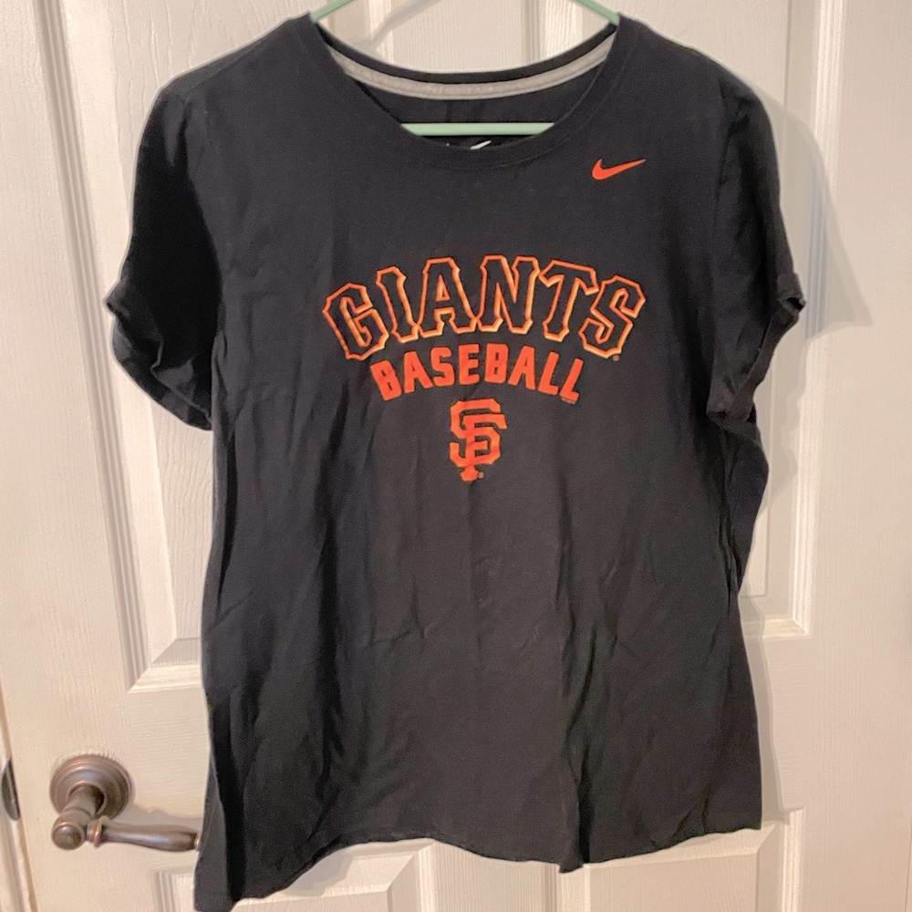 Women’s Plus SF Giants shirt